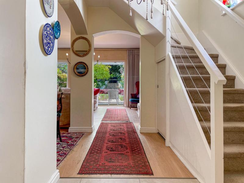 To Let 3 Bedroom Property for Rent in Constantia Western Cape